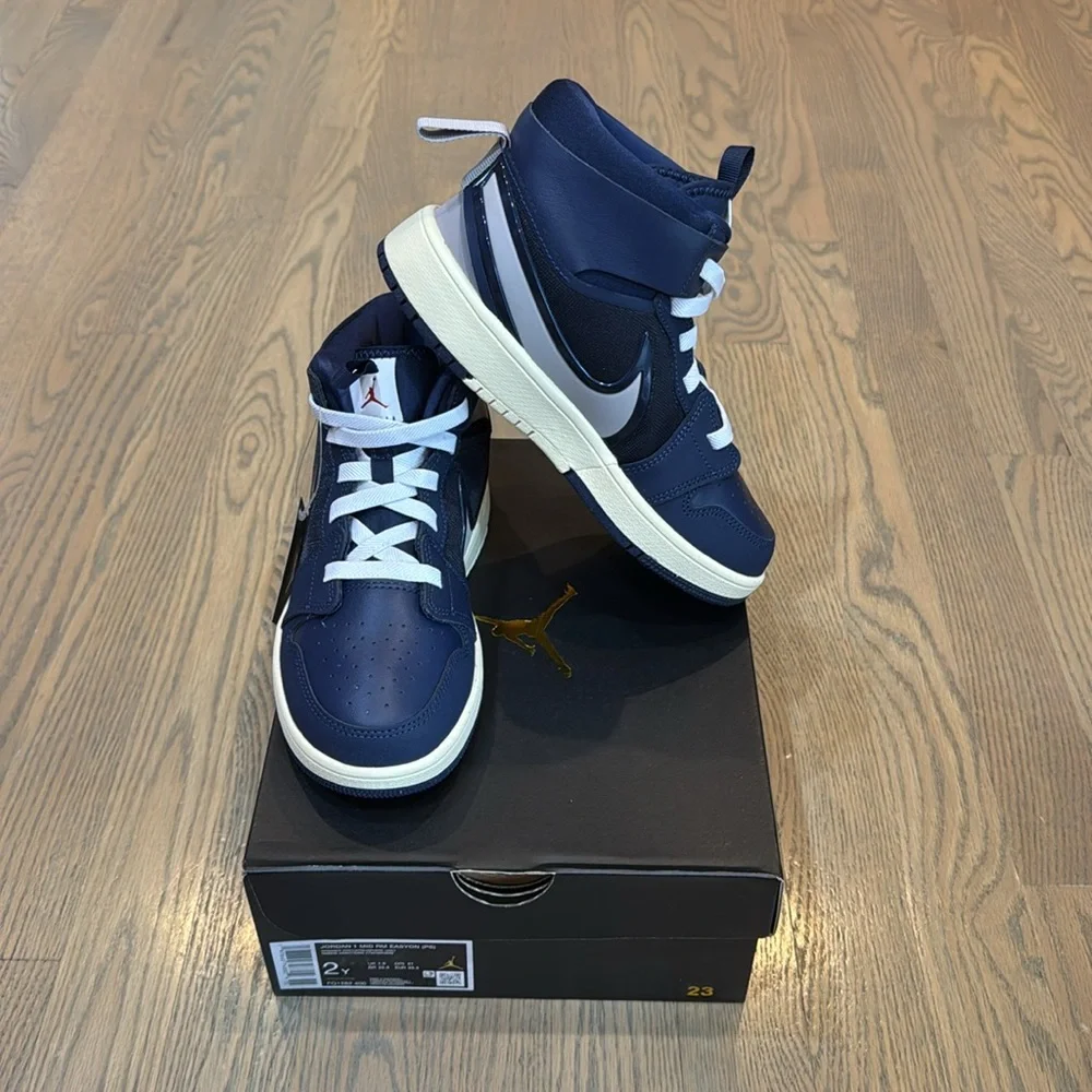 Nike NWT Jordan 1 Mid RM EasyOn - Picture 6 of 13